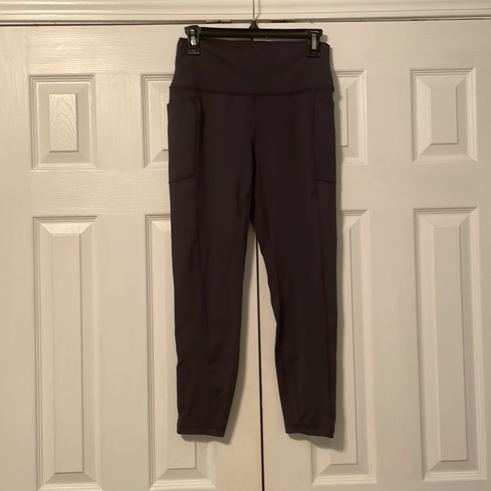 Dark grey leggings